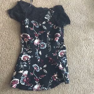 Cute black top